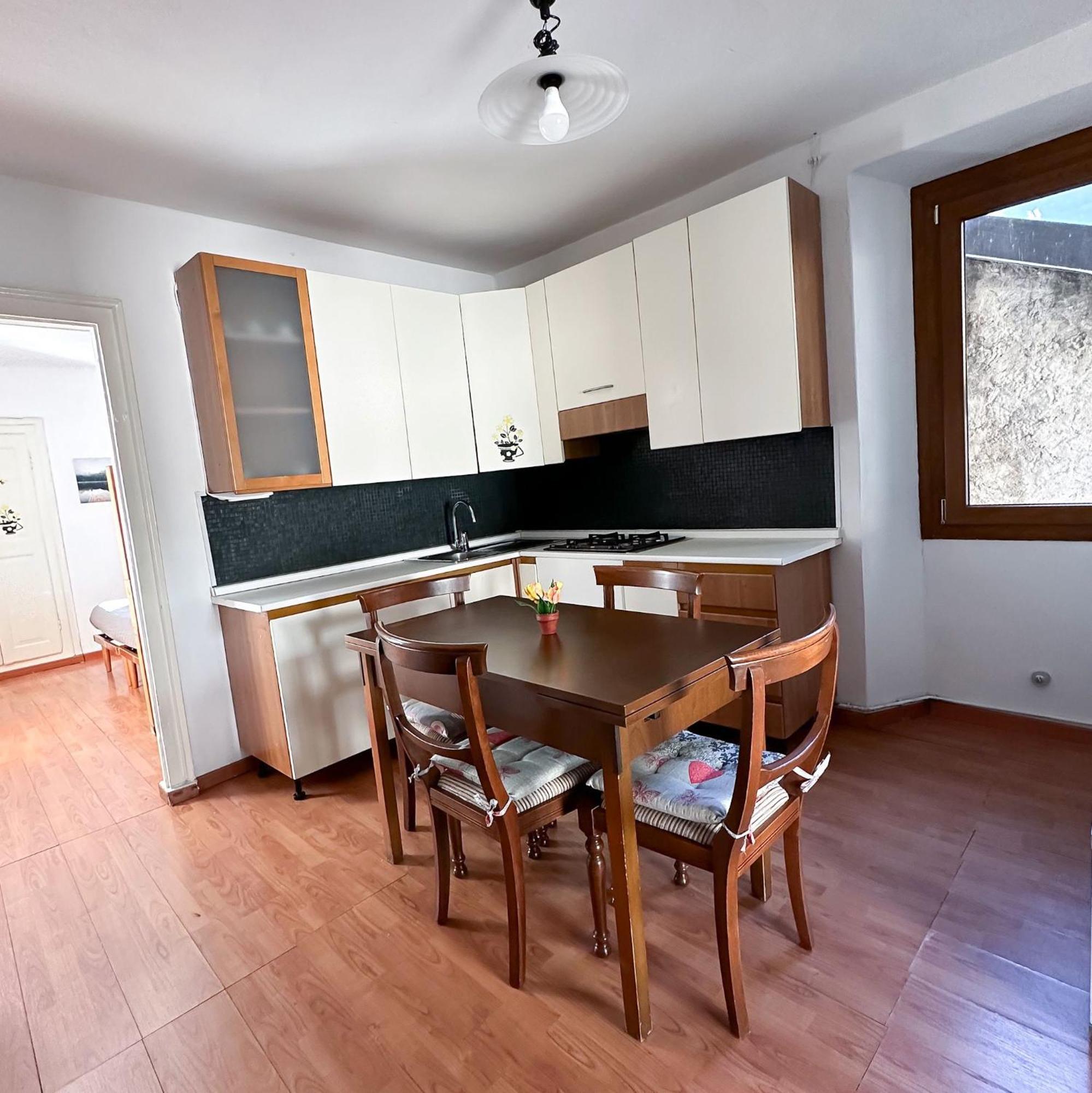 Renzo E Lucia Lake View Apartment Oliveto Lario Δωμάτιο φωτογραφία